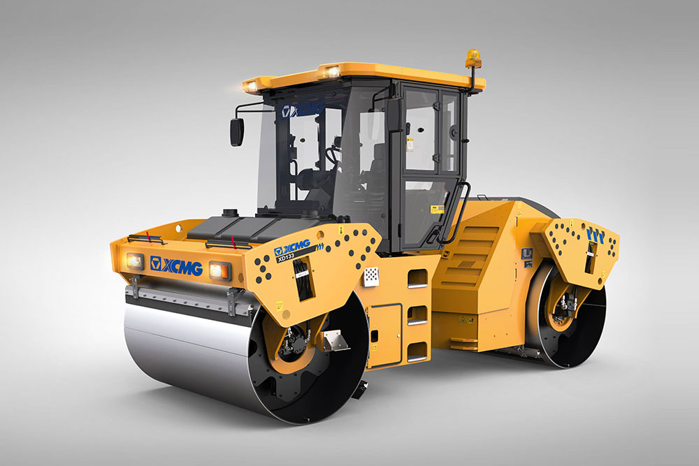 XCMG XD133 Hydraulic Double Drum Vibratory Roller